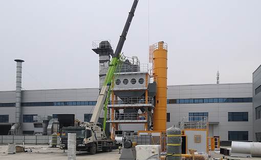Asphalt damage avoidance mechanism in asphalt mixing plant
