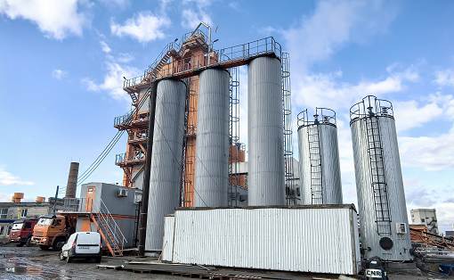 How to save energy when using asphalt mixing plant equipment?